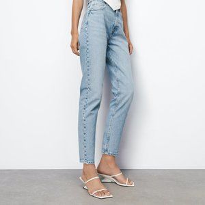 Zara Mom Jeans High Waisted